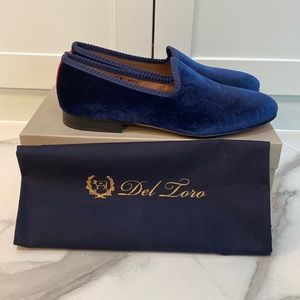 Brand new never worn Del Toro loafers